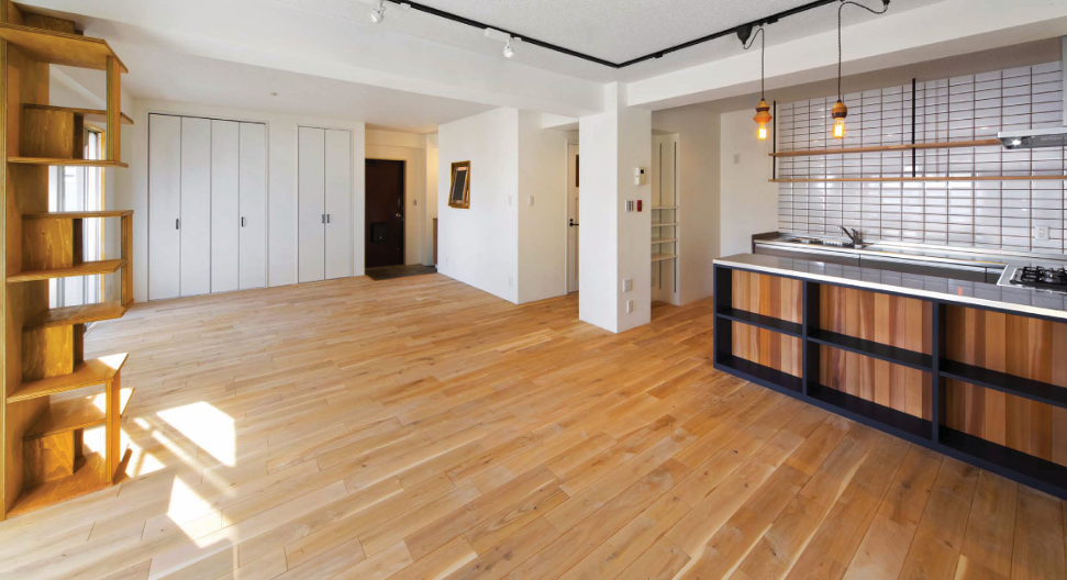 セレクトショップ気分を楽しむ♪ お洒落な衣装ルームのある住まい 画像